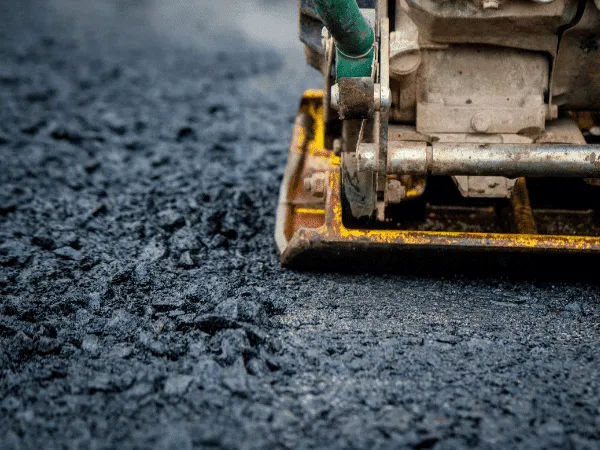 lavoro di asfaltatura eseguito con temperatura corretta